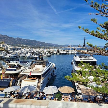 Private Suites In Huge Penthouse 1St Line Puerto Banus, Incredible Views, Jacuzzis Марбелья Экстерьер фото