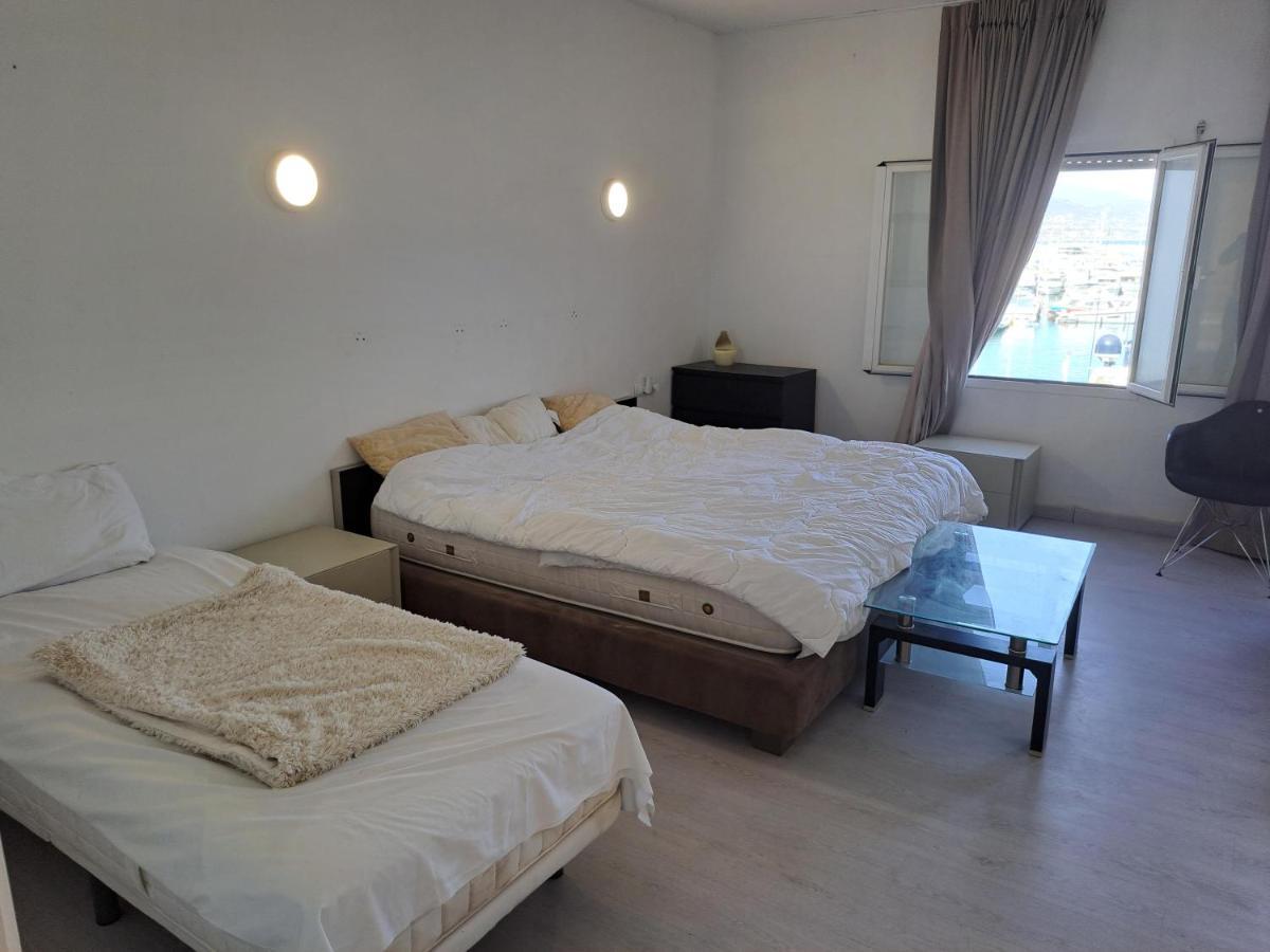Private Suites In Huge Penthouse 1St Line Puerto Banus, Incredible Views, Jacuzzis Марбелья Экстерьер фото